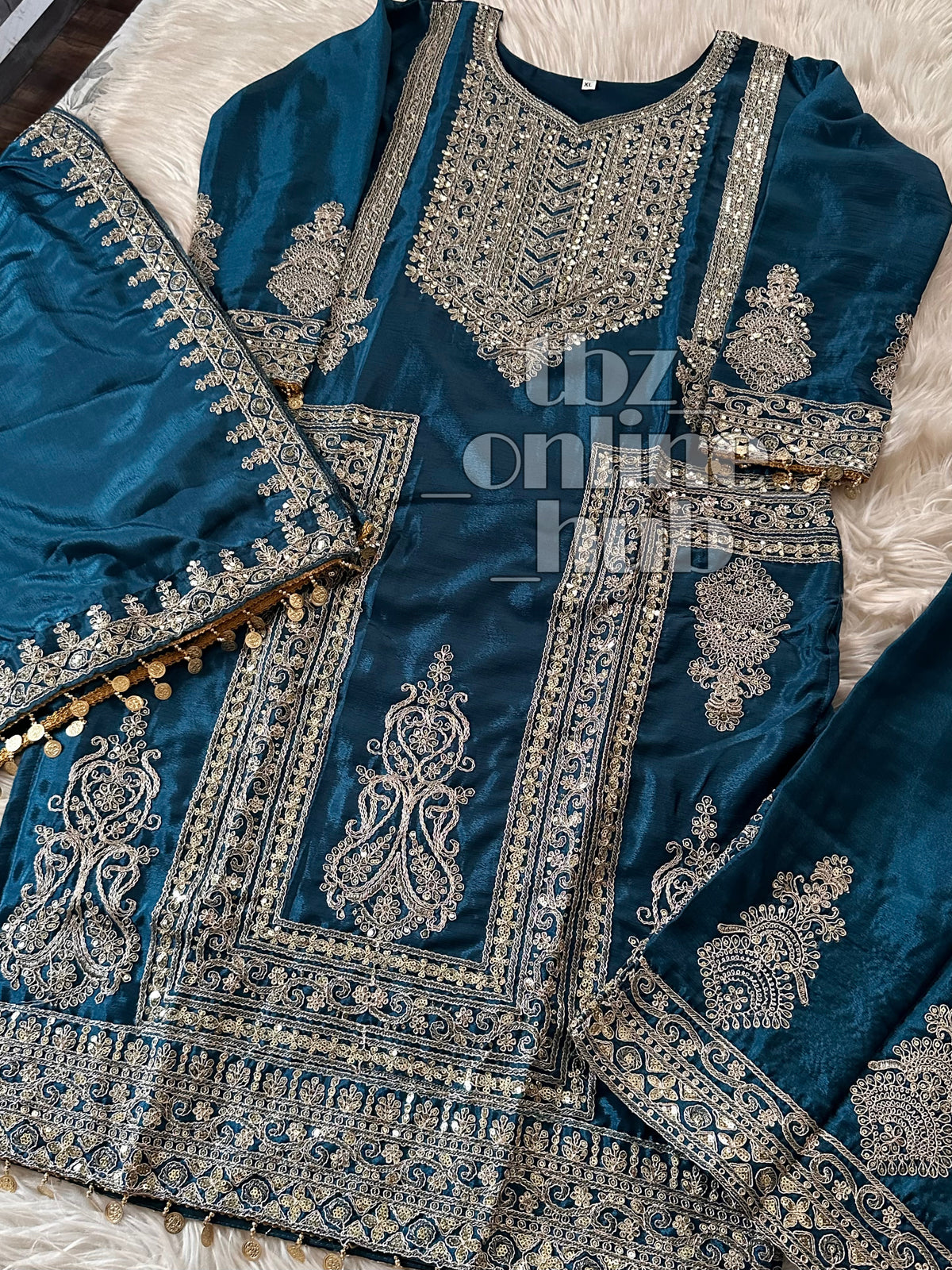 “Elegant Eid Ensemble: Heavy Chinnon Long Top & Palazzo with Dupatta”