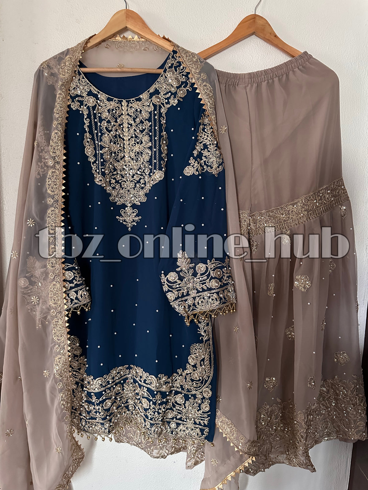 Glam Up Your Eid: Discover the Hottest Garara Sets of the Season!