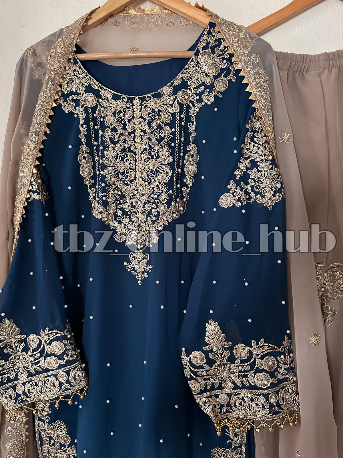 Glam Up Your Eid: Discover the Hottest Garara Sets of the Season!