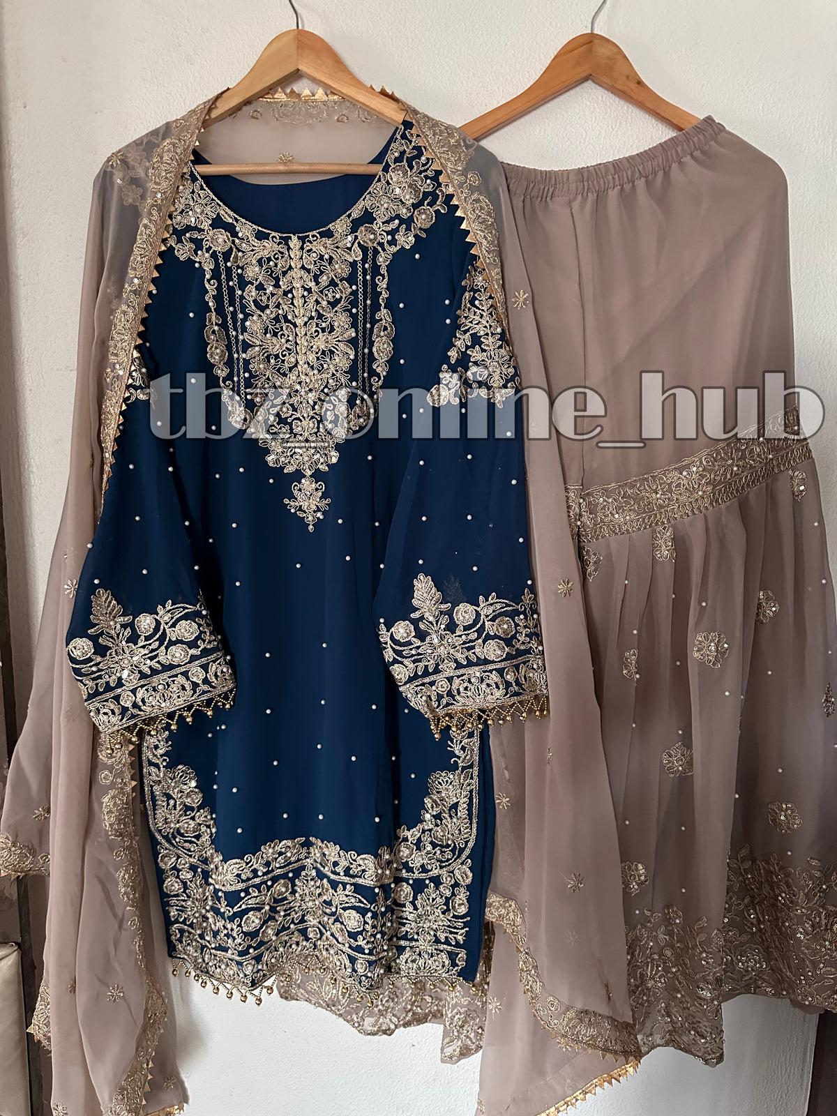 Glam Up Your Eid: Discover the Hottest Garara Sets of the Season!