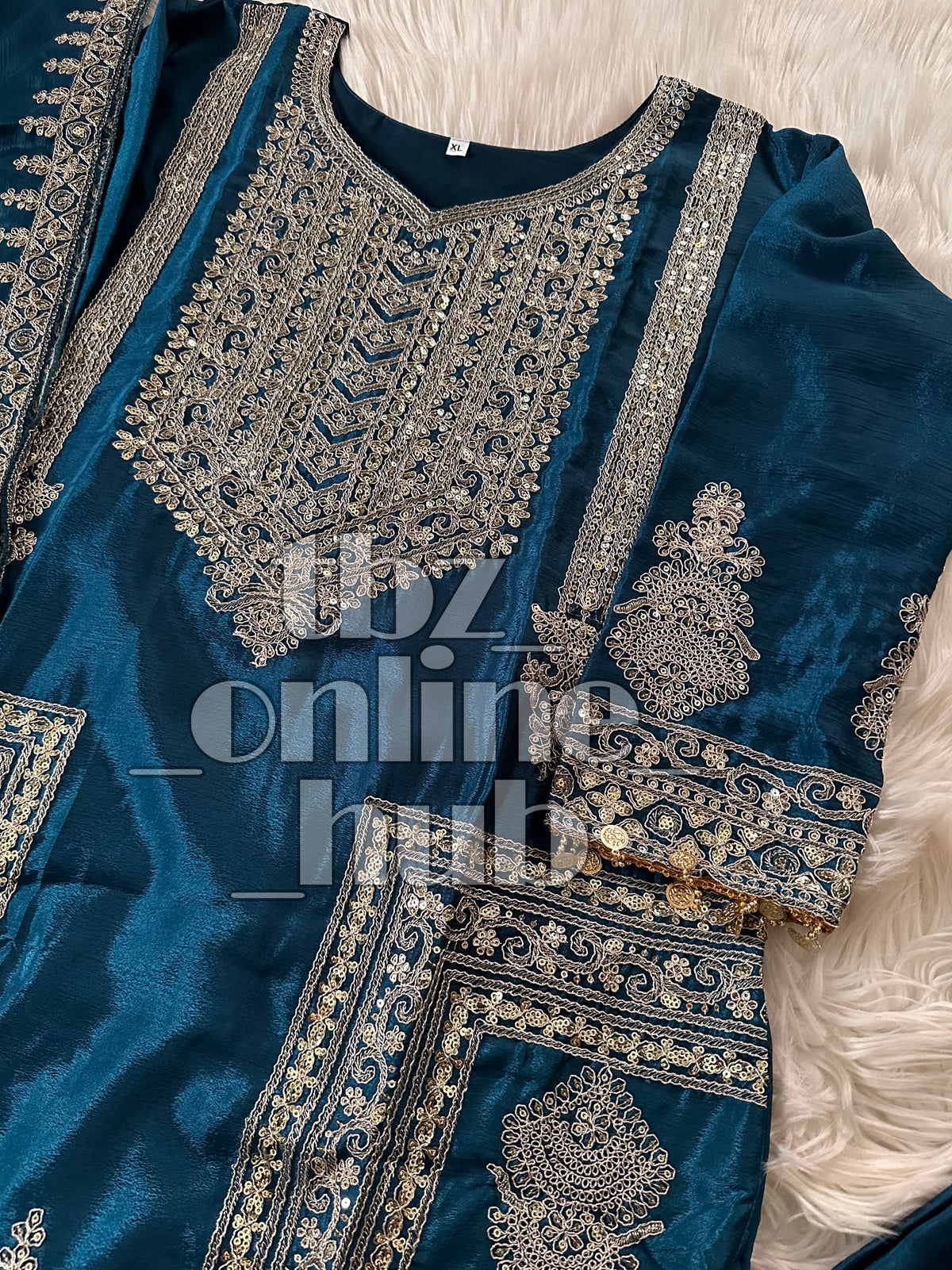 “Elegant Eid Ensemble: Heavy Chinnon Long Top & Palazzo with Dupatta”